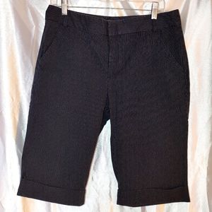 Dockers petite ideal fit fine pinstripe shorts 12p